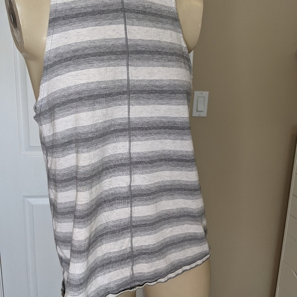 LULULEMON racerback stripe tank top white and gray - Picture 6 of 6